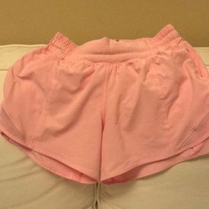 Lululemon shorts Hotty Hot 4 inches length